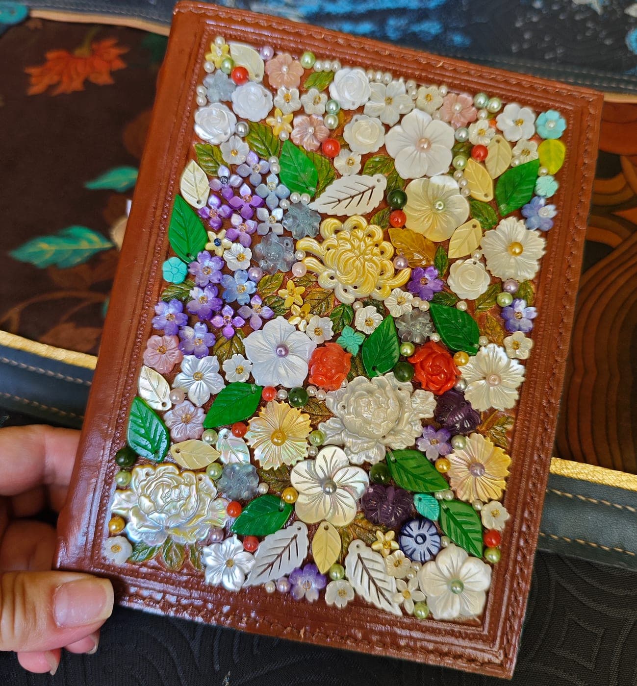 Hundred-flowers Treasure-inlay Leather Journal