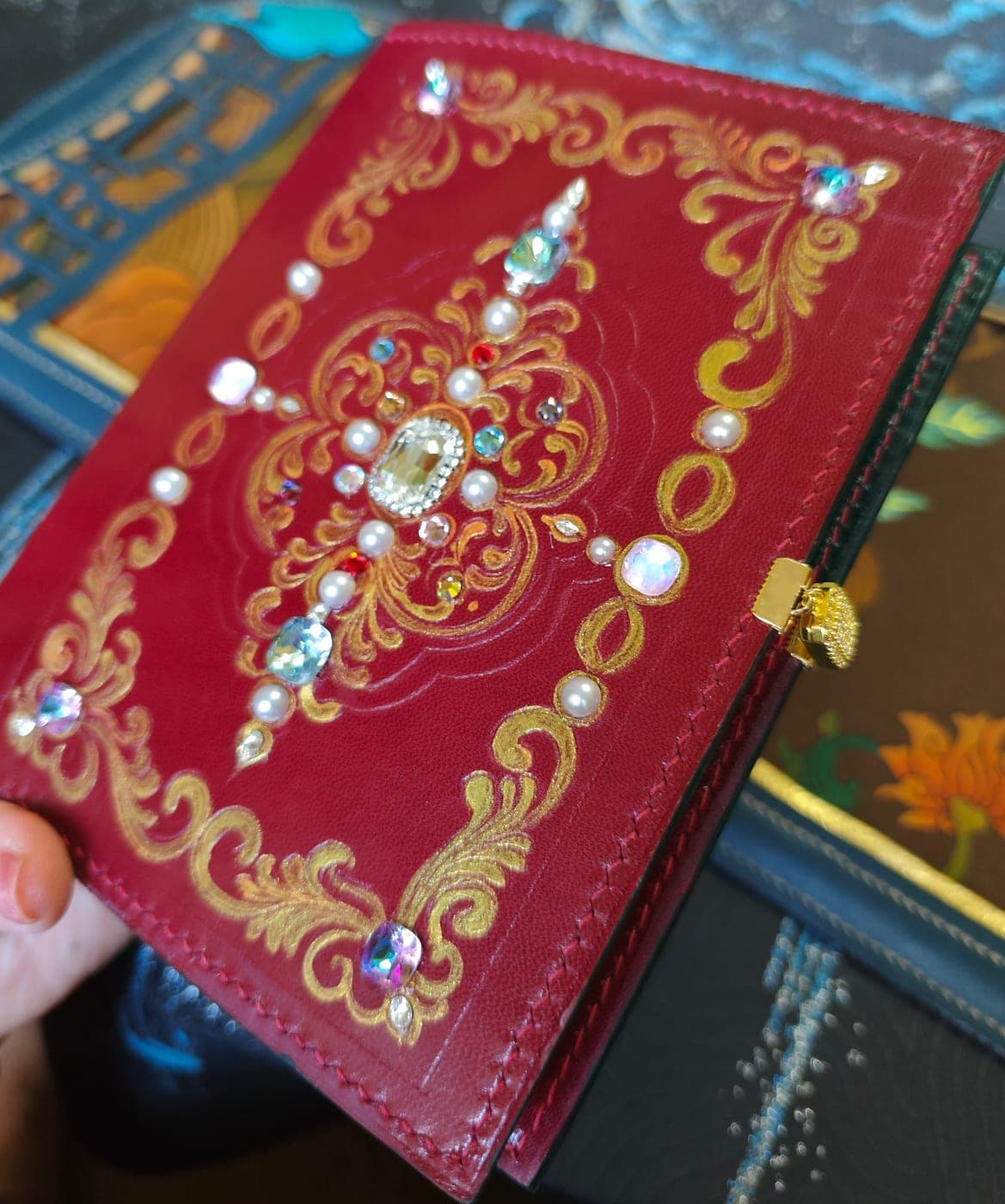 Wine-red Jeweled Clasp Leather Journal