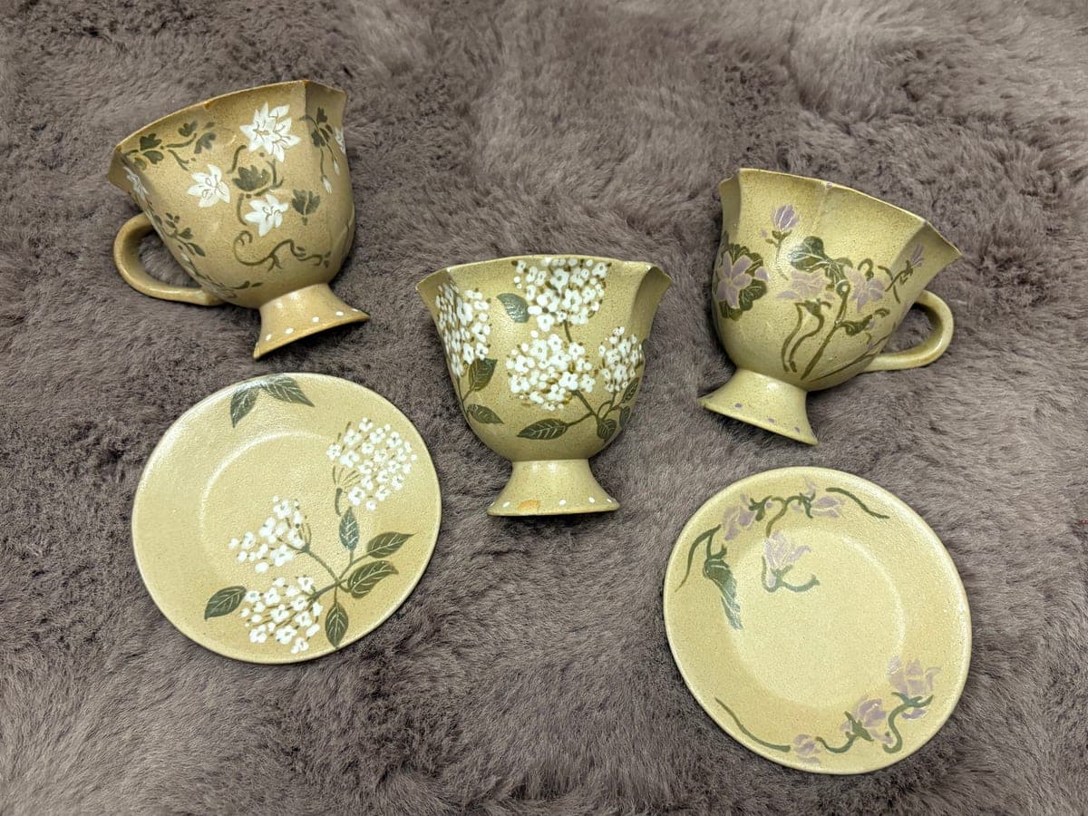 Olive Floral Ceramic Tea Cups & Saucers — Set